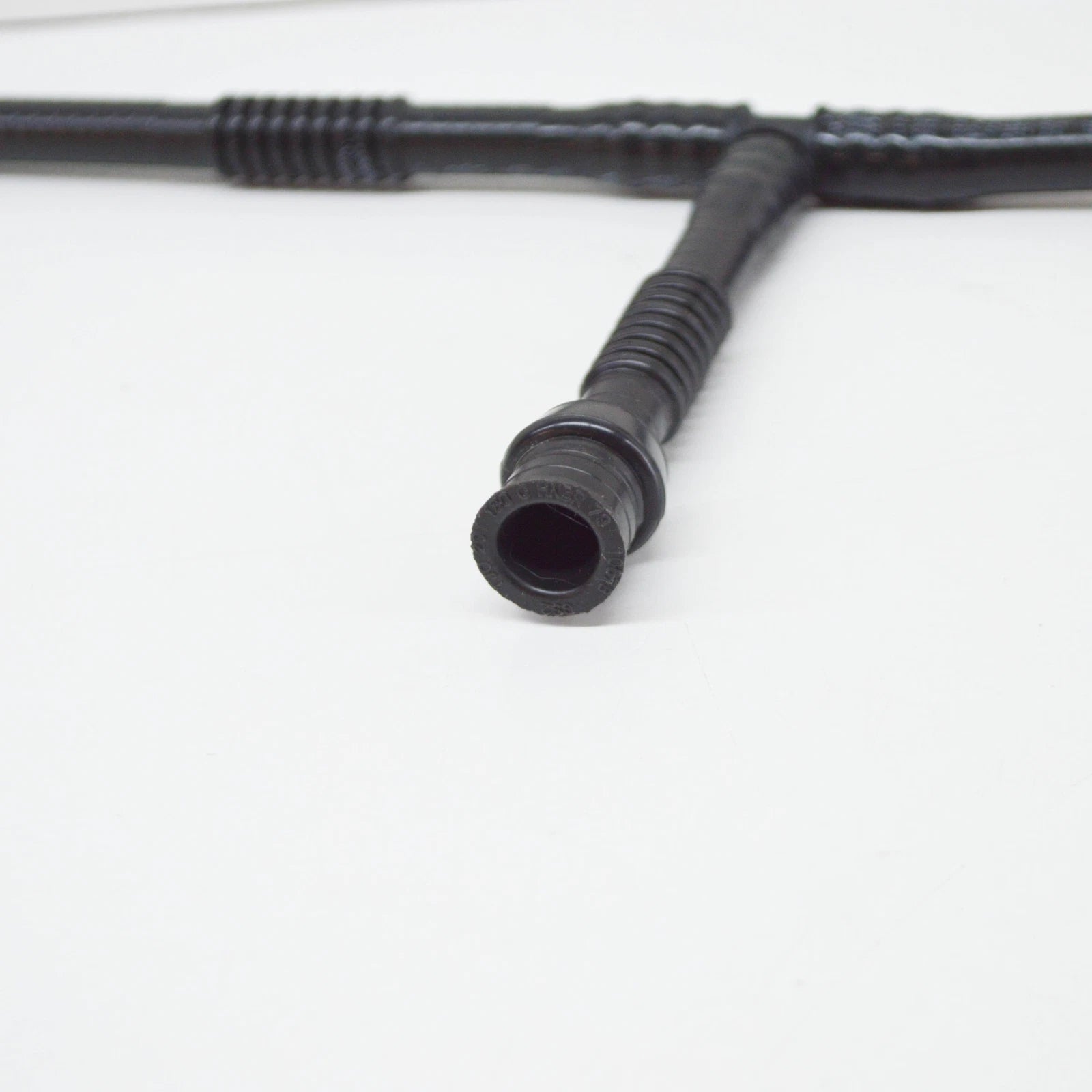 NEW VW EOS 1F FUEL TANK BREATHER LINE 1Q0201995 ORIGINAL