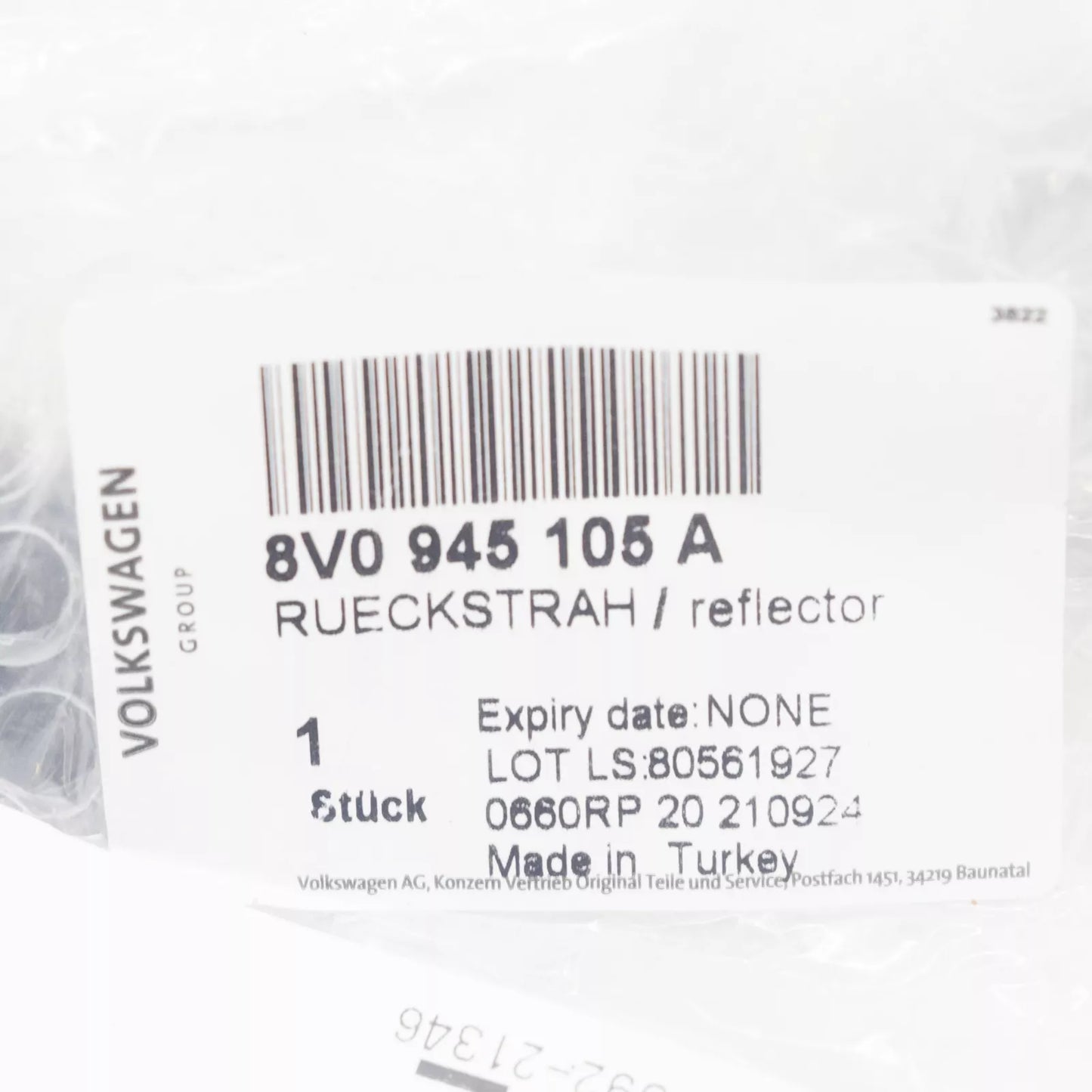 NEW AUDI A3 8V REAR LEFT BUMPER REFLECTOR 8V0945105A ORIGINAL