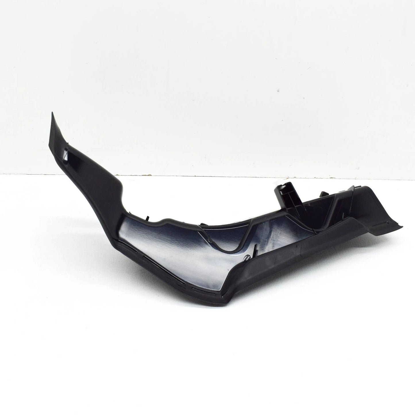 NEW BMW X5 G05 REAR RIGHT TAILLIGHT GUTTER TRIM 63215A5B4A4 5A5B4A4 ORIGINAL