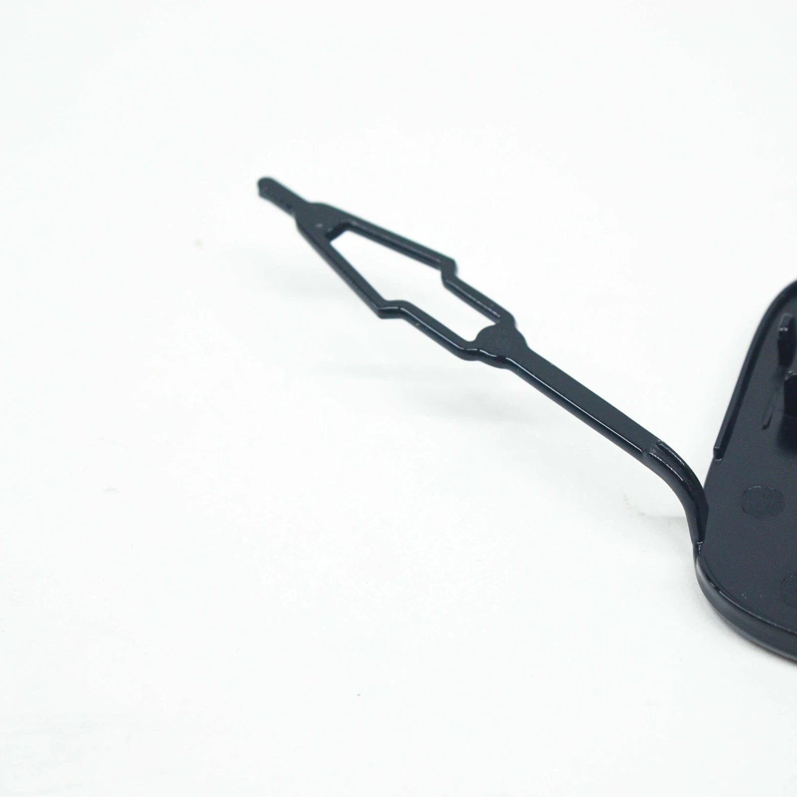 NEW BMW X7 G07 M FRONT BUMPER TOW HOOK EYE COVER 51118069893 ORIGINAL