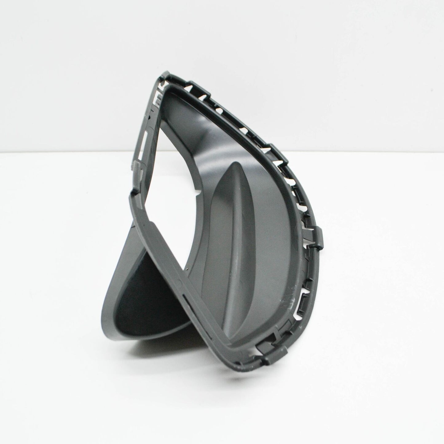 NEW MERCEDES-BENZ S W222 S560 FRONT RIGHT AIR DUCT SEGMENT A2228857400 ORIGINAL