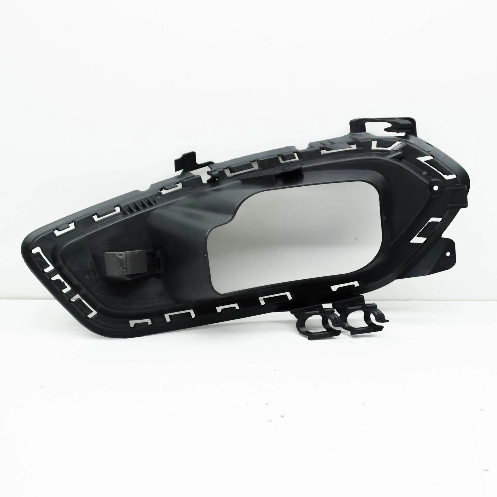 NEW MERCEDES-BENZ CLA C117 FRONT RIGHT BUMPER AIR DUCTING A1178850063 ORIGINAL