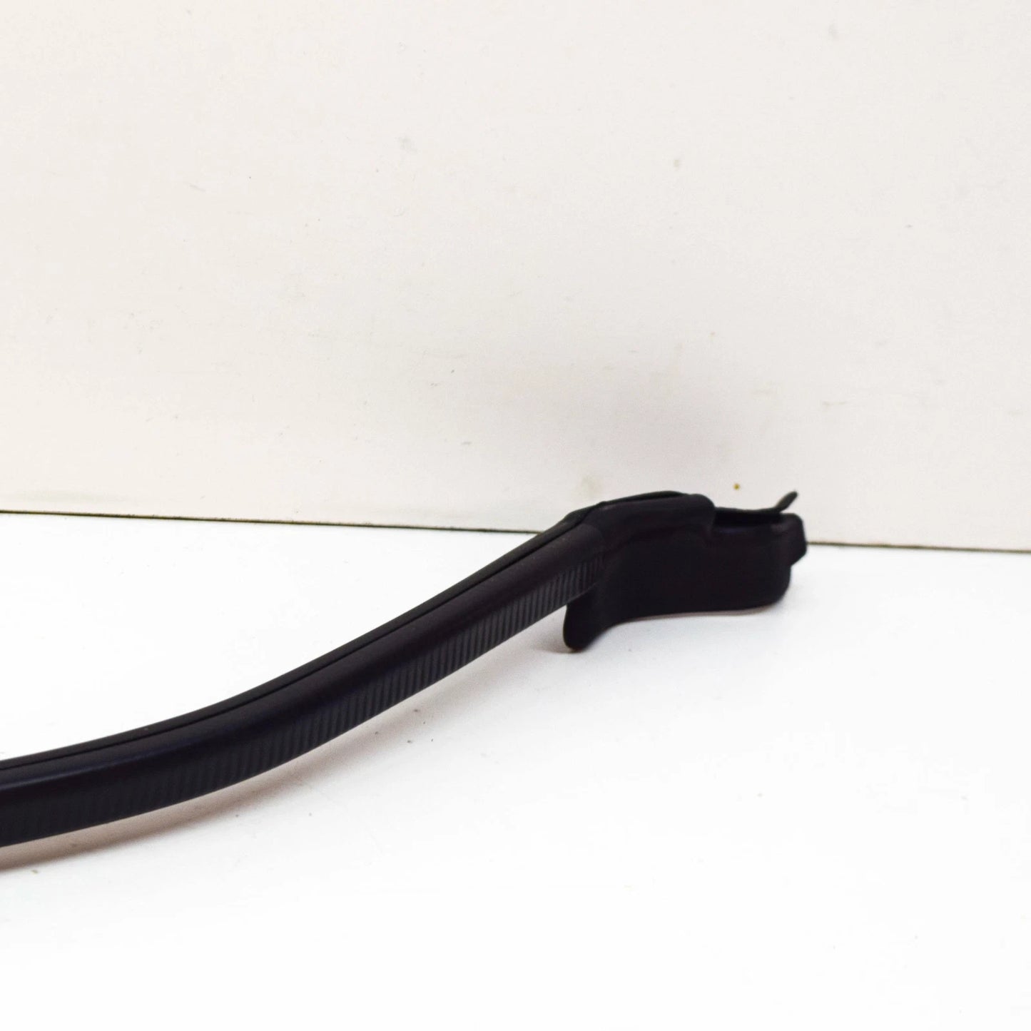 NEW AUDI Q7 4M REAR RIGHT DOOR OUTER SEAL 4M0839718D