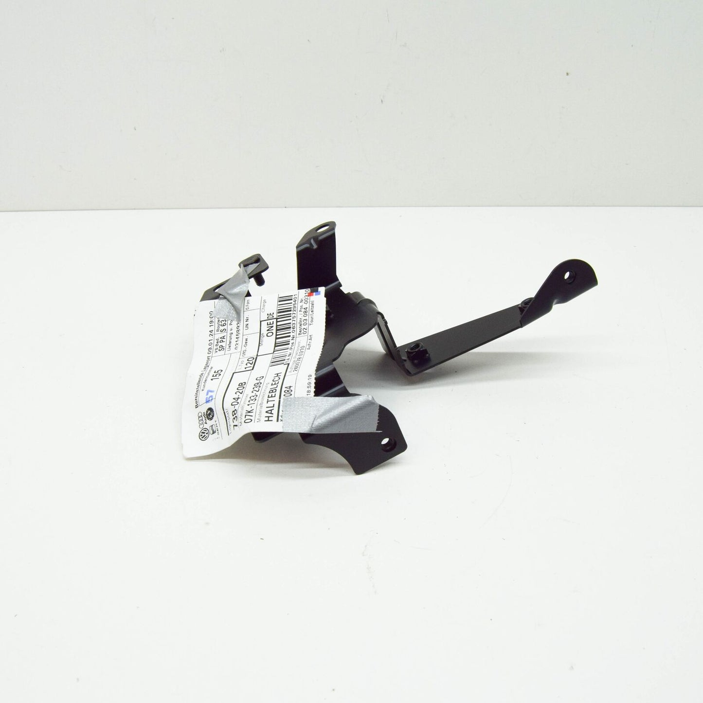 NEW AUDI RS3 ENGINE WATER VALVE RETAINING PLATE 07K133239G ORIGINAL