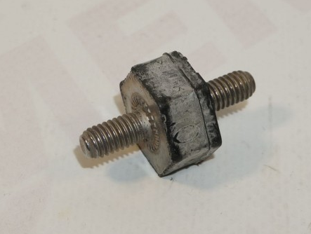 new mb gla h247 refrigerant line anti-vibration mount a0009981644 original