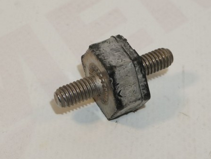 new mb gla h247 refrigerant line anti-vibration mount a0009981644 original