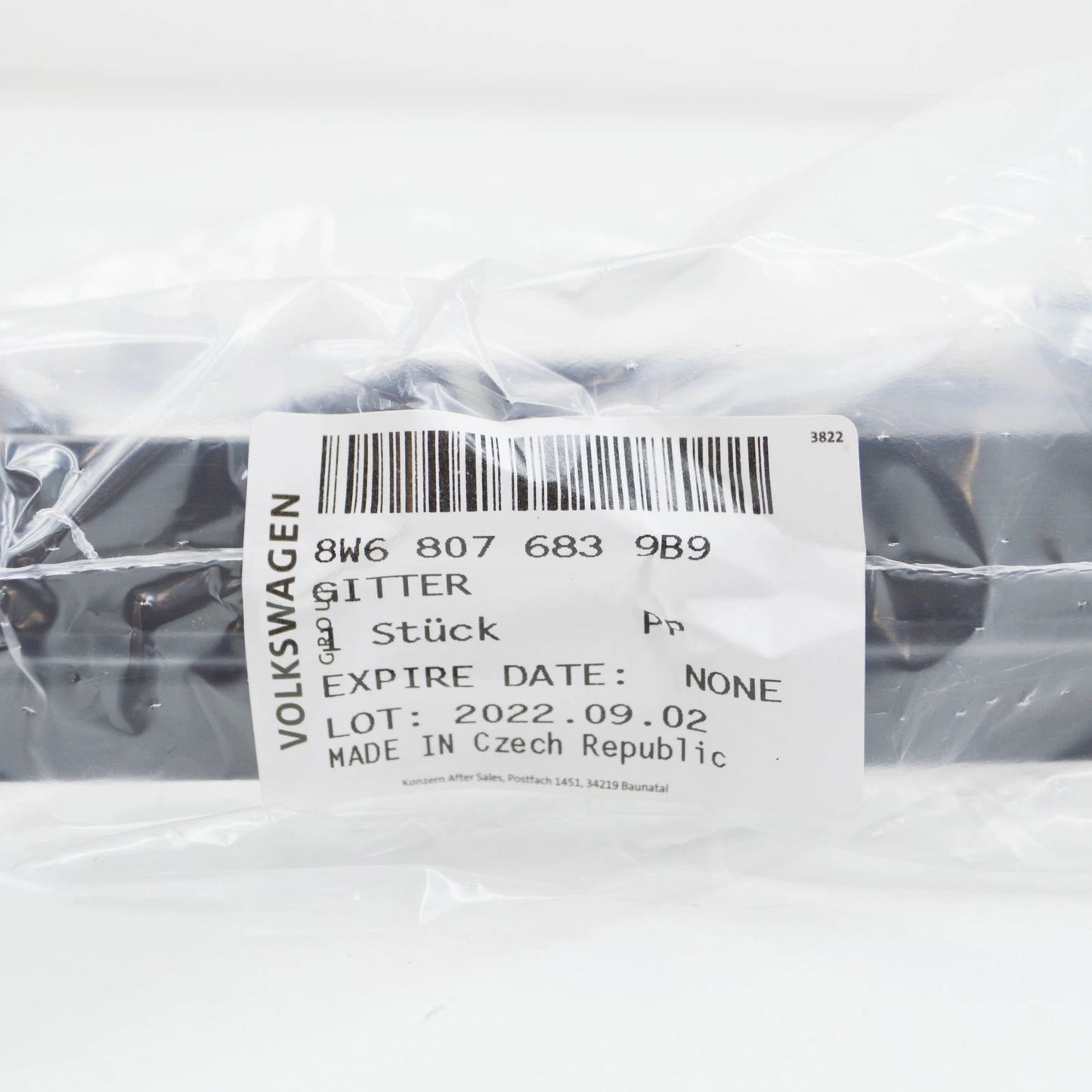 NEW AUDI A5 F5 FRONT LOWER GRILL 8W68076839B9 8W6807683 9B9