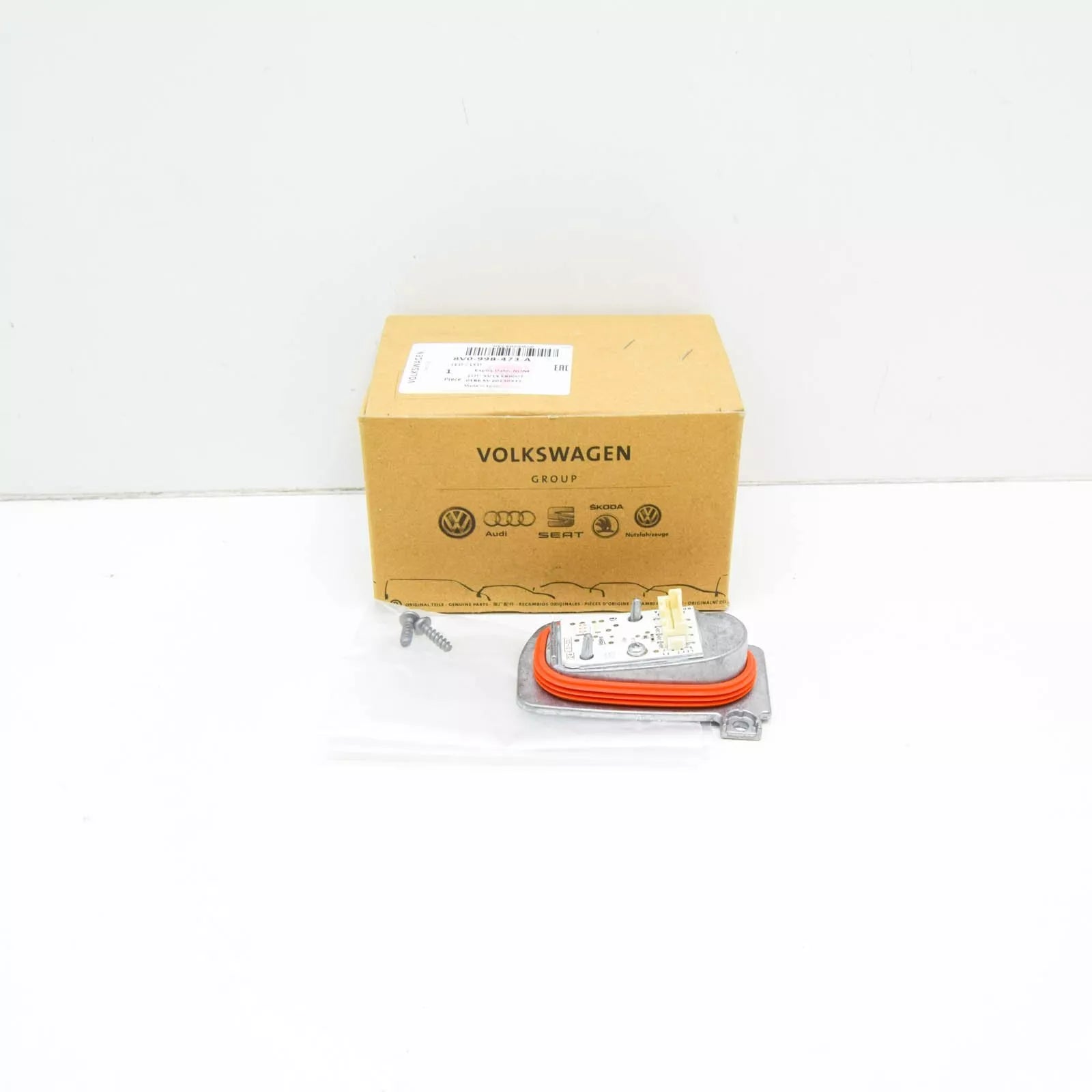 NEW AUDI A3 8V LEFT LED HEADLIGHT CONTROL BALLAST MODULE UNIT 8V0998473A