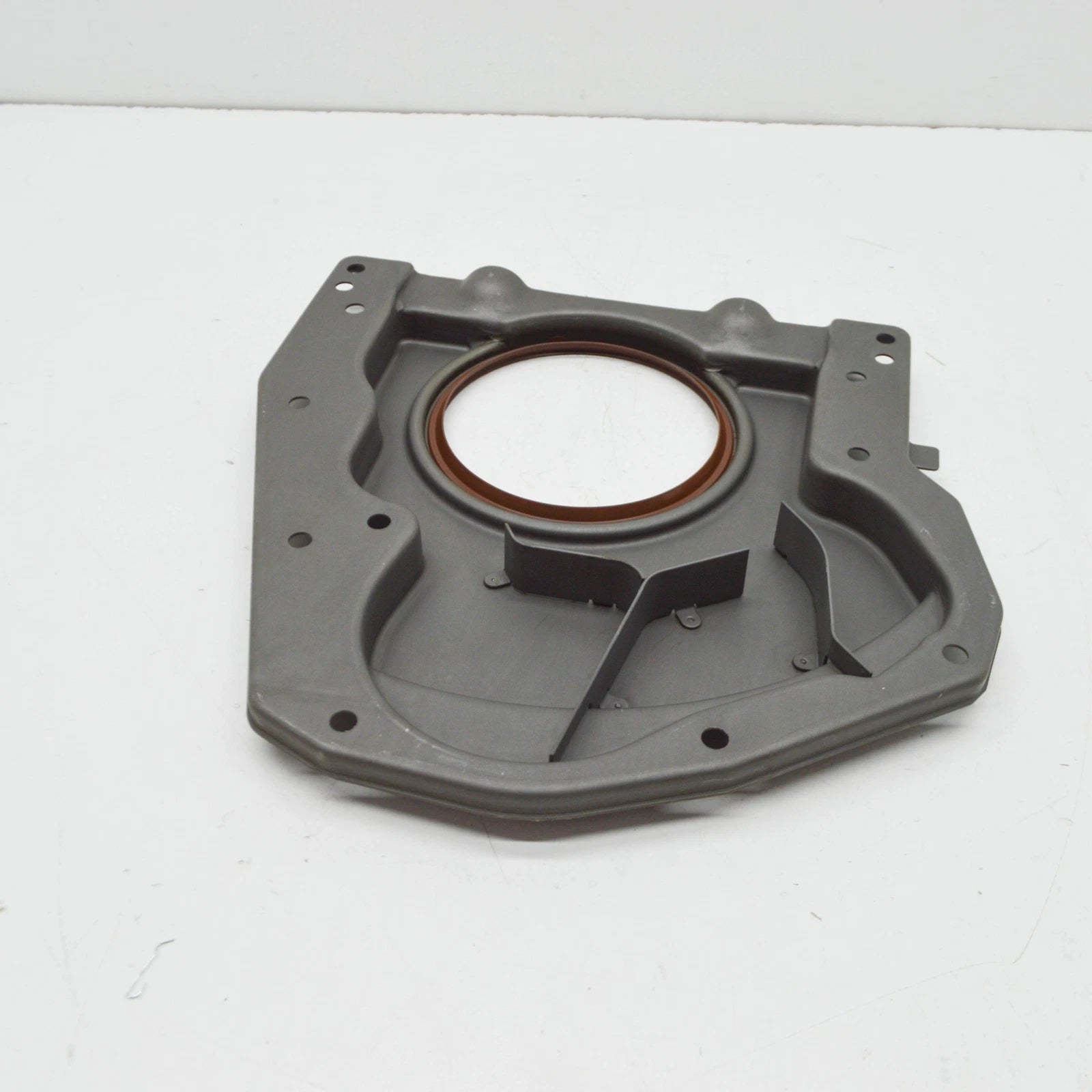 NEW MERCEDES-BENZ E W212 REAR CYLINDER CRANKCASE COVER A2730100814 ORIGINAL