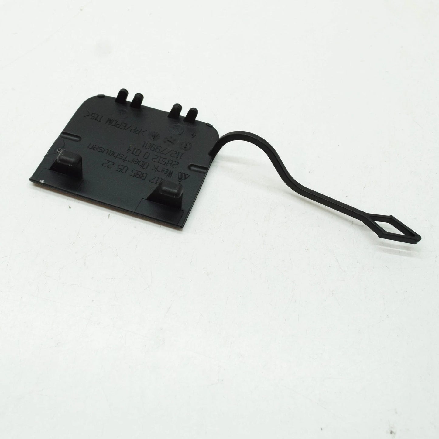 NEW MB CLA COUPE C117 REAR BUMPER TOW EYE HOOK CAP COVER A1178850522 ORIGINAL