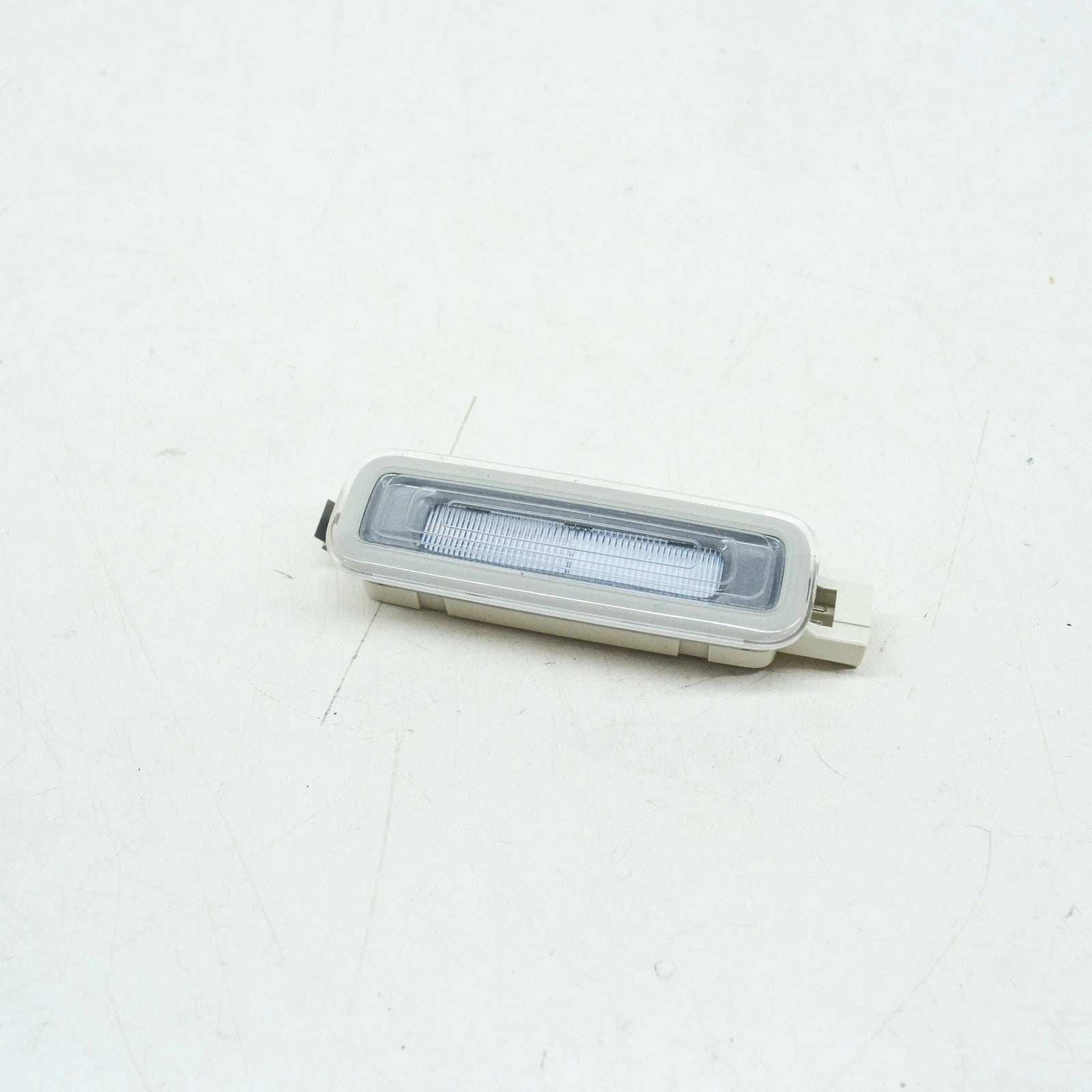 NEW AUDI A4 AVANT B9 INTERIOR LED SUN VISOR LIGHTING 4M0947105