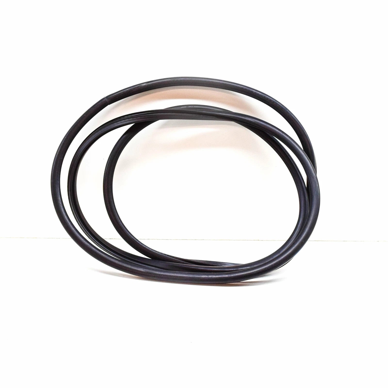 NEW MB SPRINTER 906 FRONT FIXED SIDEWALL WINDOW SEAL FRAME A9066712820