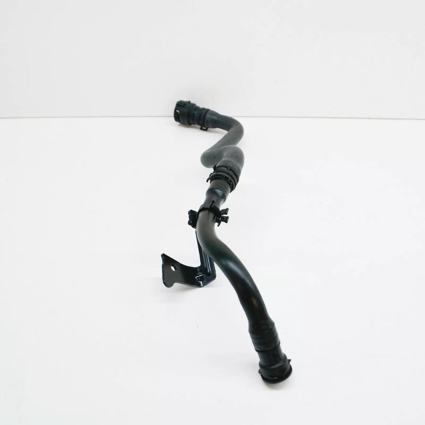 NEW MERCEDES-BENZ VITO W447 COOLANT FILLING HOSE A4475010182