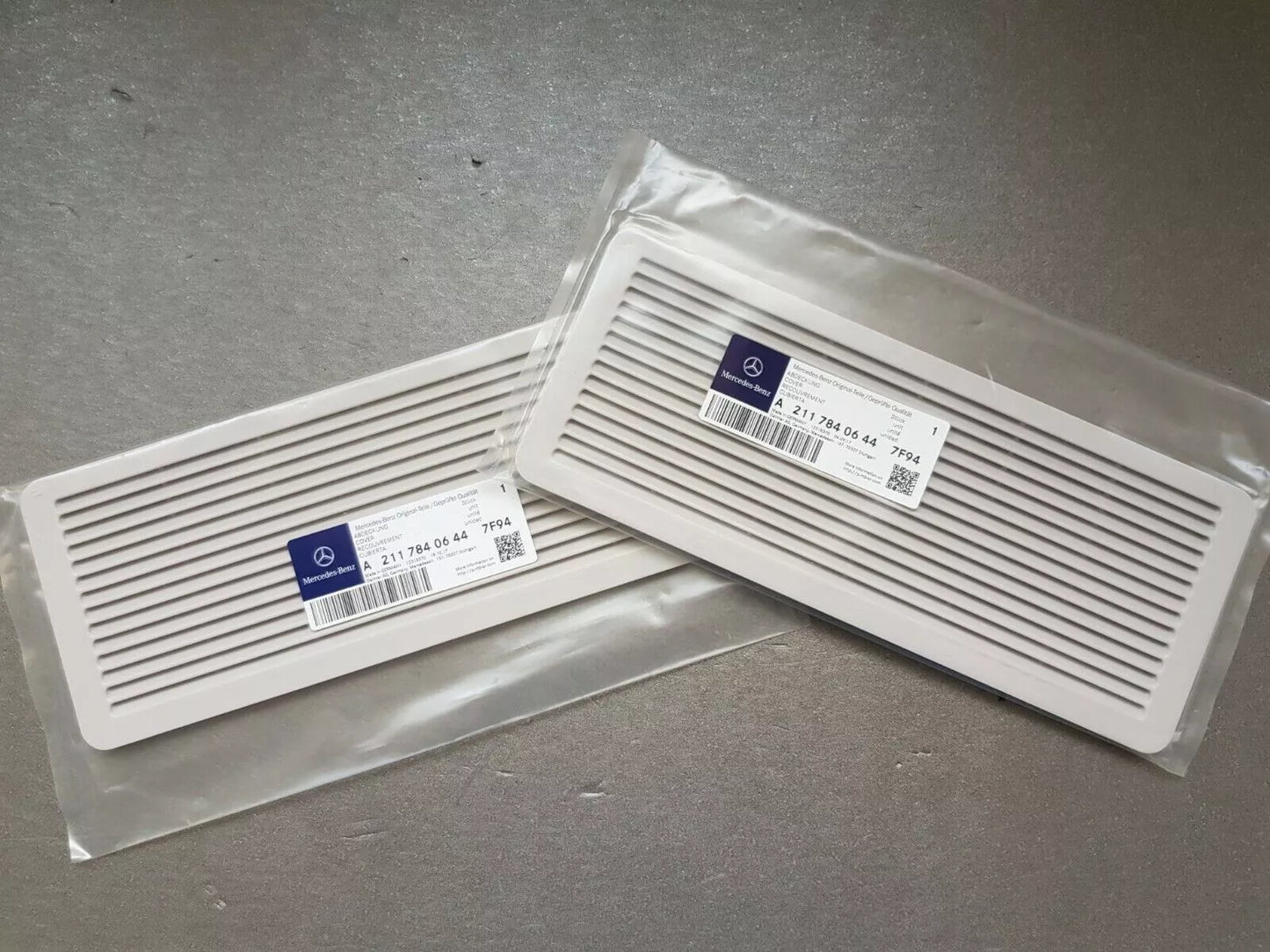 NEW Mercedes-Benz W215 CL W211 W209 INTERIOR SUNROOF GRILLE A21178406447F94 OEM