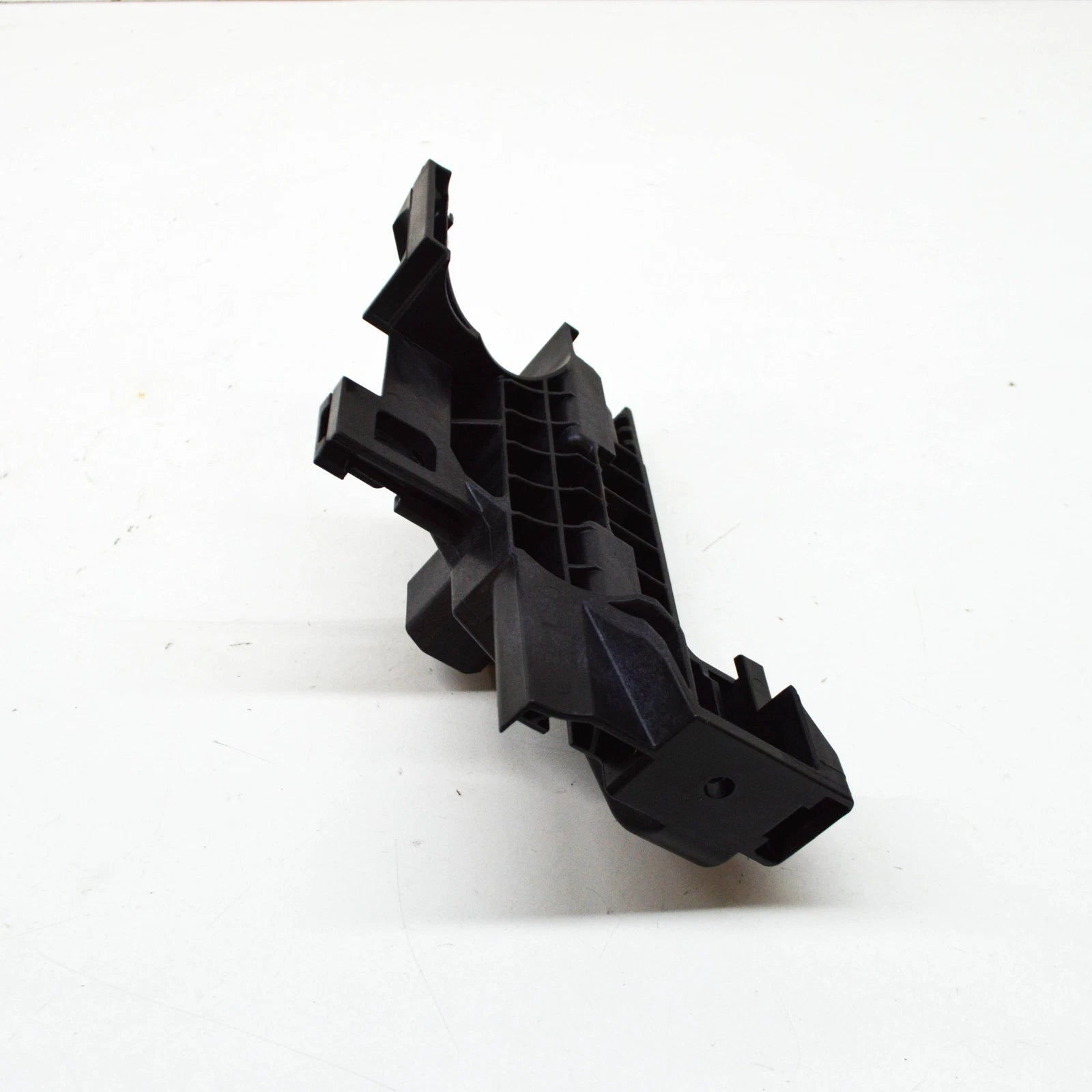 NEW BMW 5 G30 RIGHT LOWER COOLING RADIATOR HOLDER 17118632128 8632128 ORIGINAL