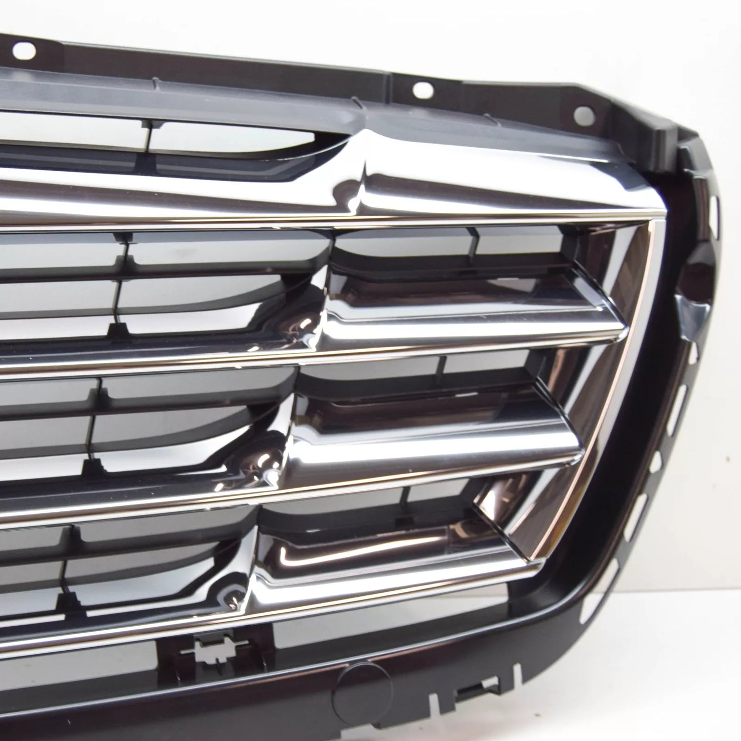 NEW MERCEDES-BENZ SPRINTER W906 RADIATOR GRILLE A90688009859051 ORIGINAL