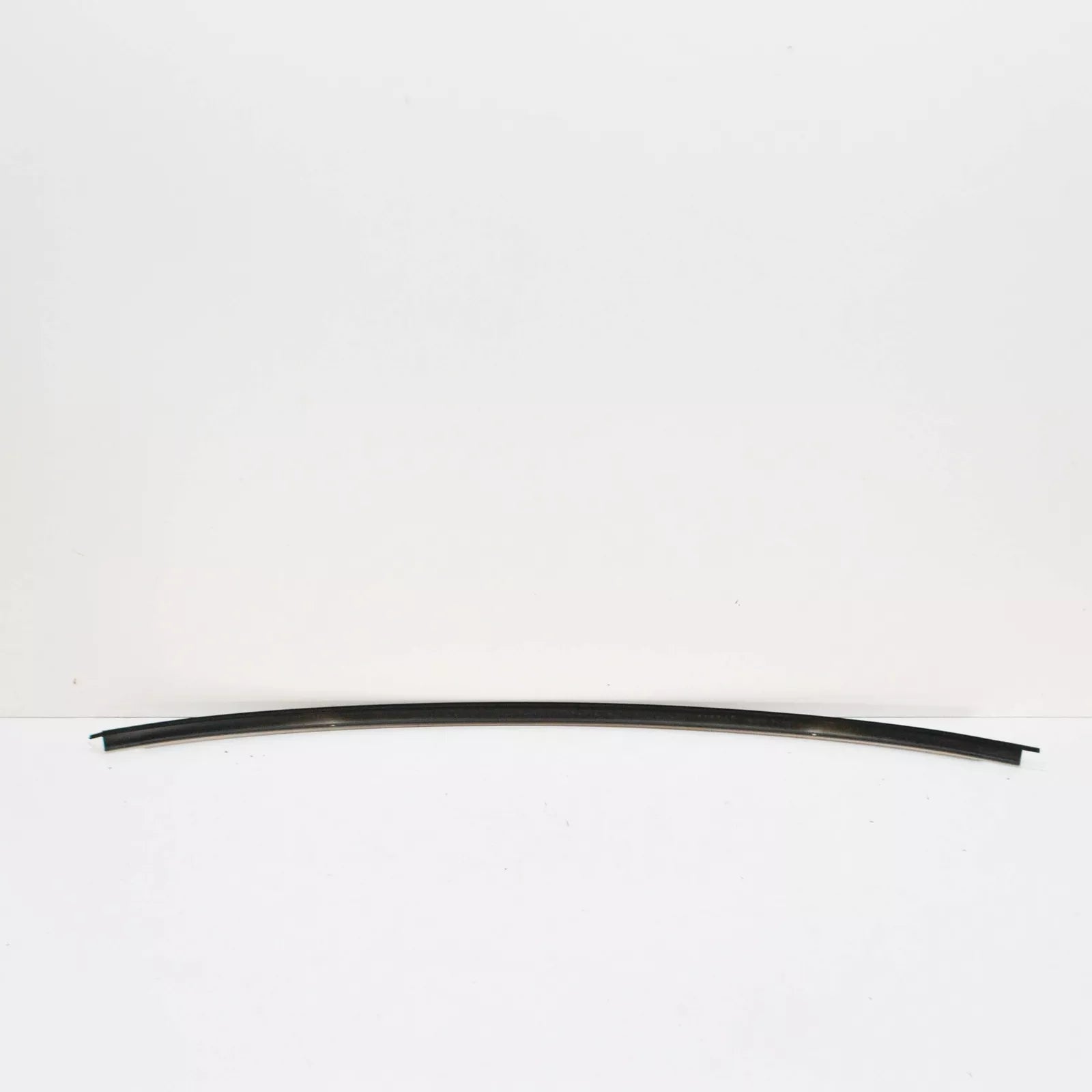 NEW MERCEDES-BENZ 190 W201 WINDSHIELD TOP GARNISH MOULDING A2016700222