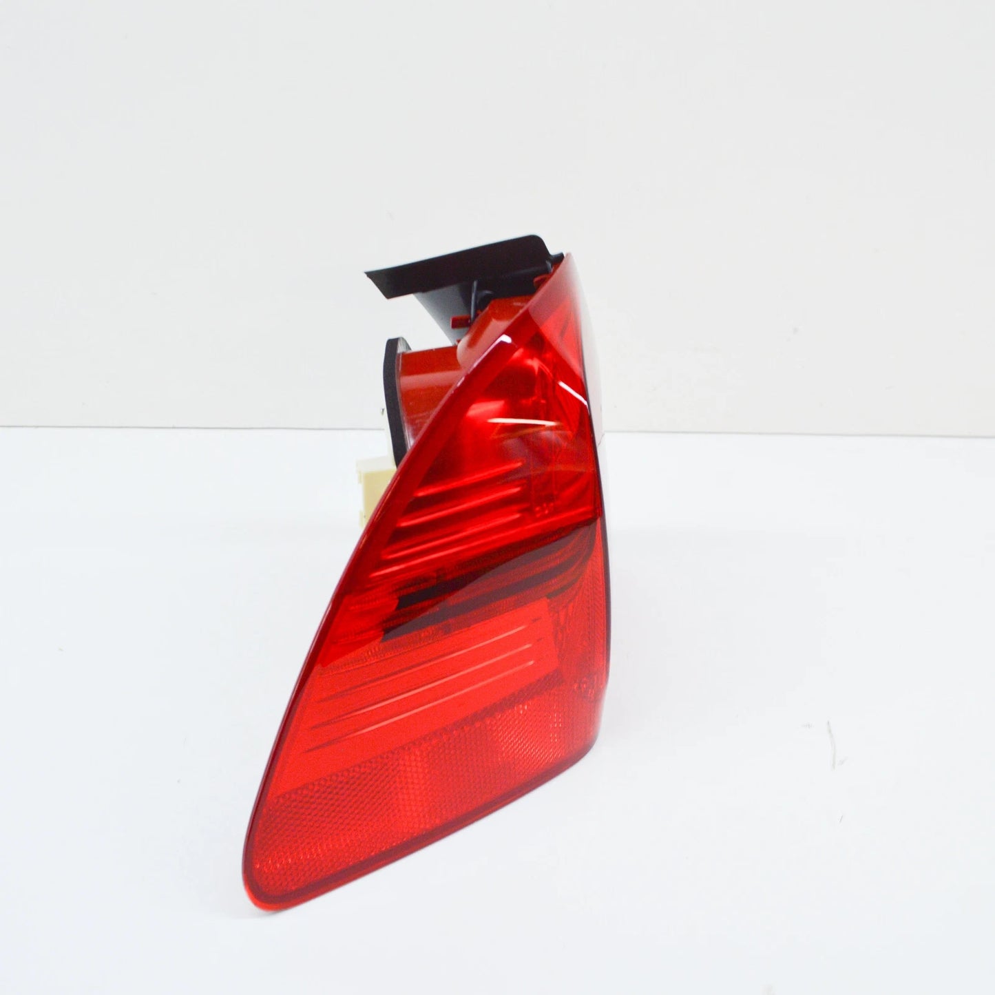 NEW BMW 3 E91 REAR LEFT TAILLIGHT 63217160065 7160065 ORIGINAL