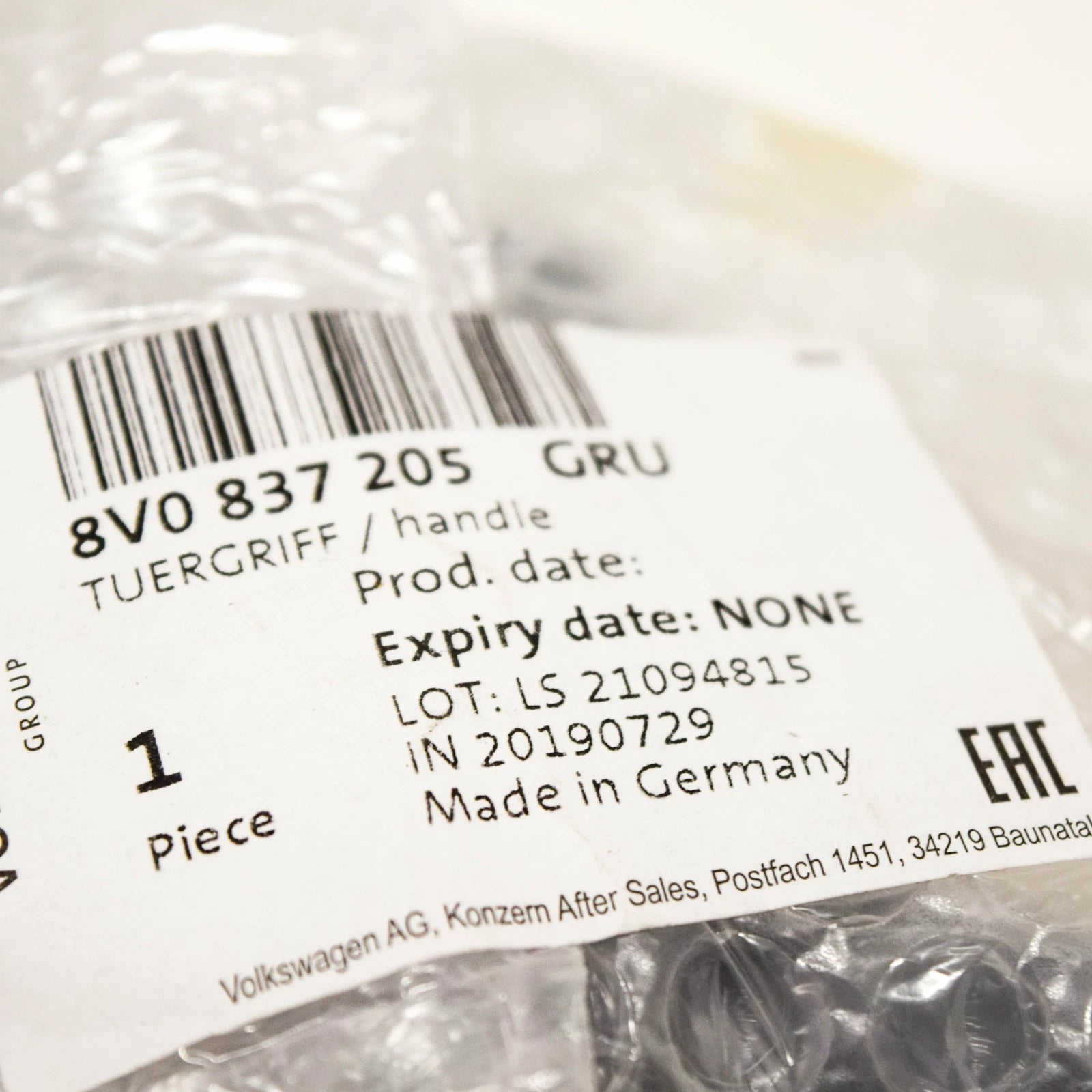 NEW AUDI A3 8PA FRONT LEFT SIDE EXTERIOR DOOR HANDLE 8V0837205 GRU