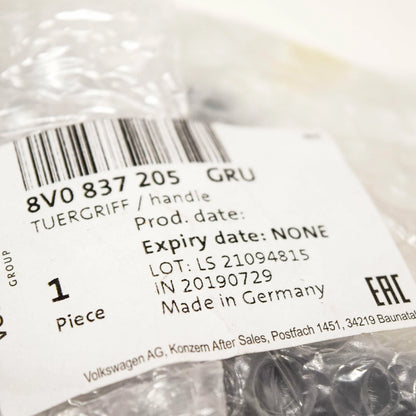 NEW AUDI A3 8PA FRONT LEFT SIDE EXTERIOR DOOR HANDLE 8V0837205 GRU