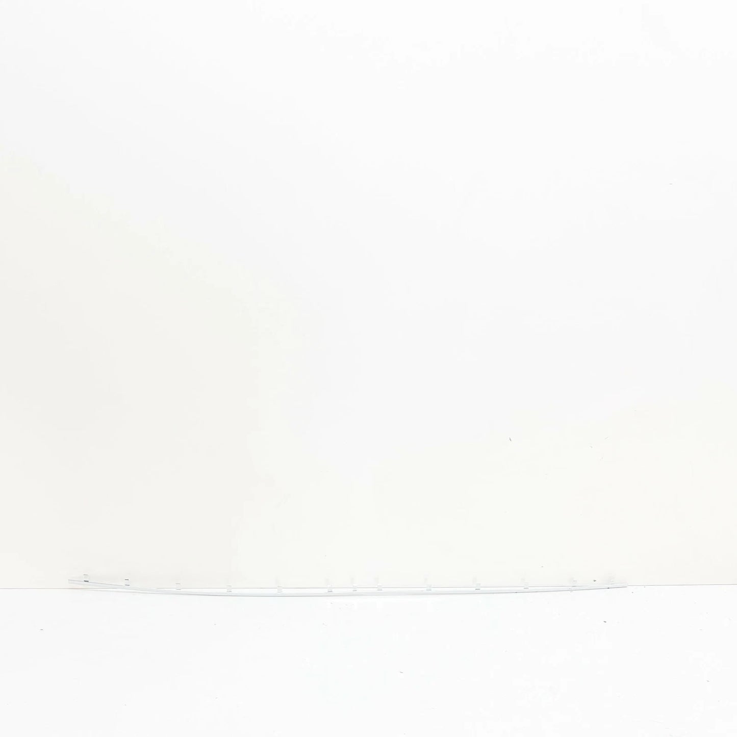 NEW BMW 5 E39 REAR BUMPER TRIM 51127005947 7005947 ORIGINAL