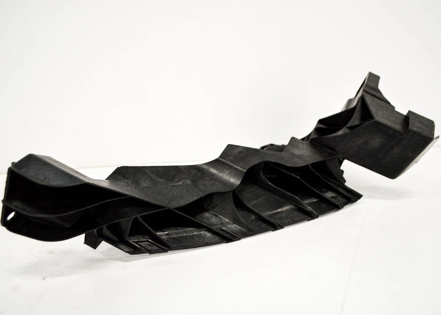 NEW AUDI Q7 4M FRONT LEFT HEADLIGHT BRACKET ARM 4M0805607