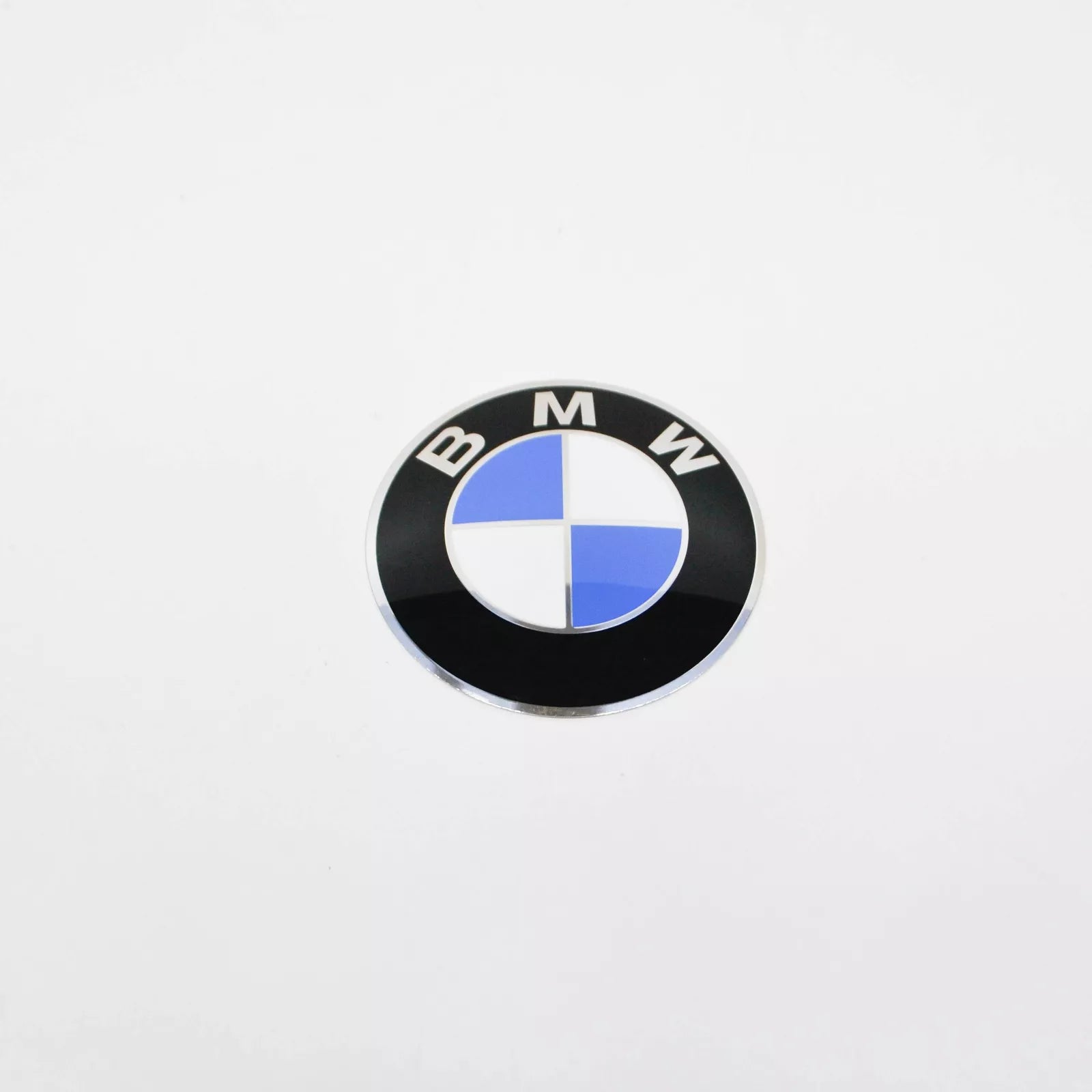 NEW BMW E46 SEDAN WAGON ENGINE COVER BMW EMBLEM BADGE 82MM 7785999 13717785999