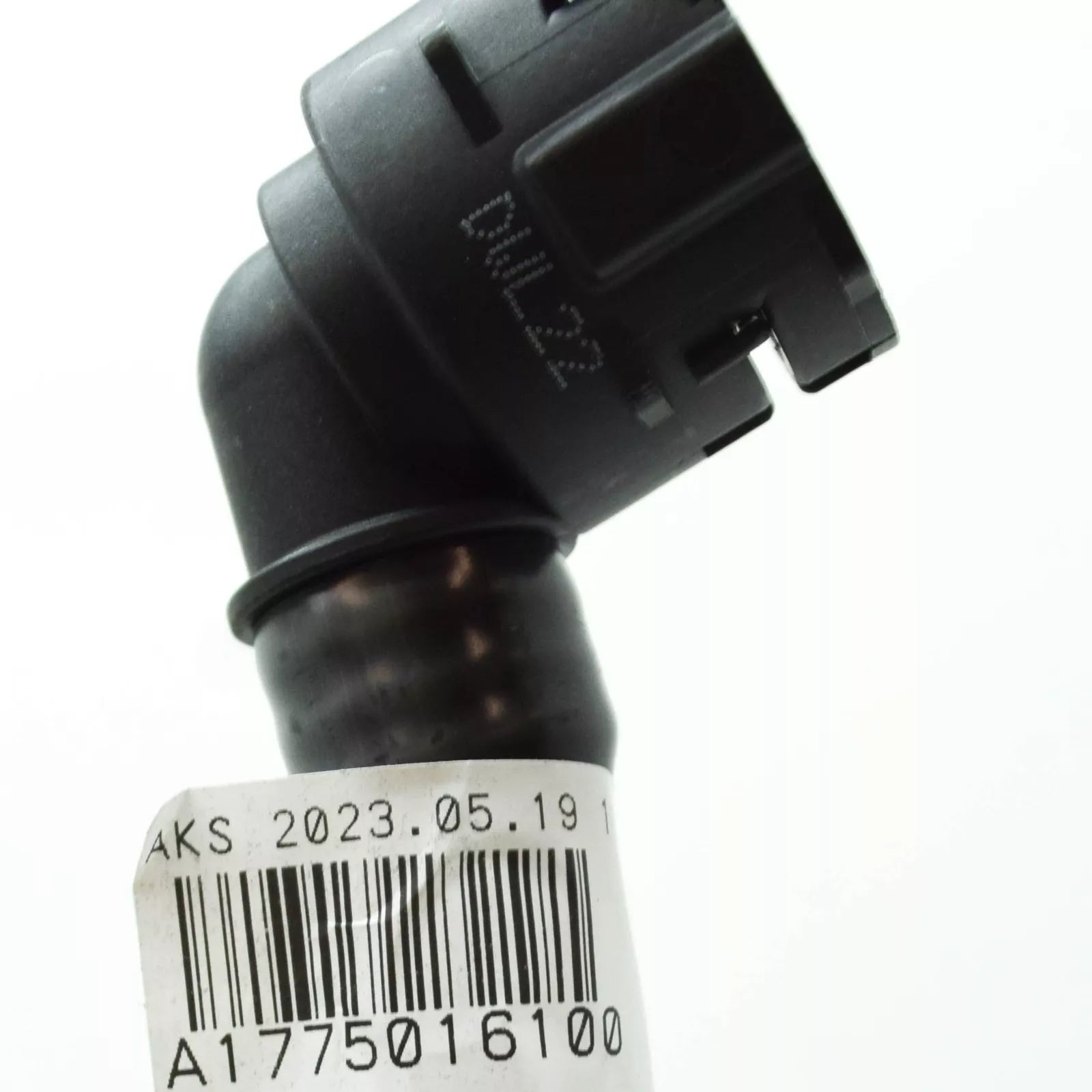 NEW MERCEDES-BENZ A W177 COOLANT FILLING HOSE PIPE A1775016100 ORIGINAL