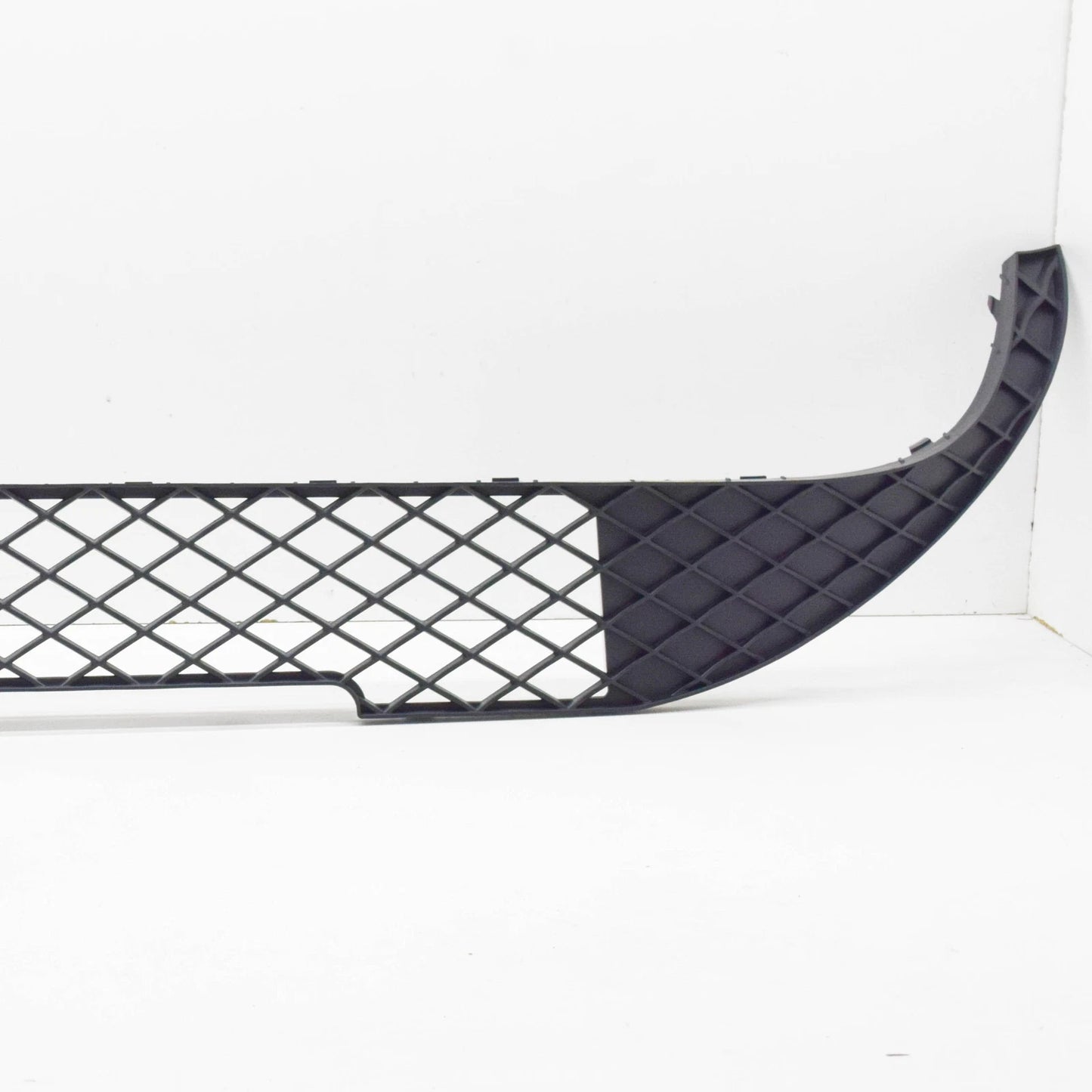NEW MERCEDES-BENZ A W176 FRONT BUMPER LOWER GRILLE A1768850022 ORIGINAL