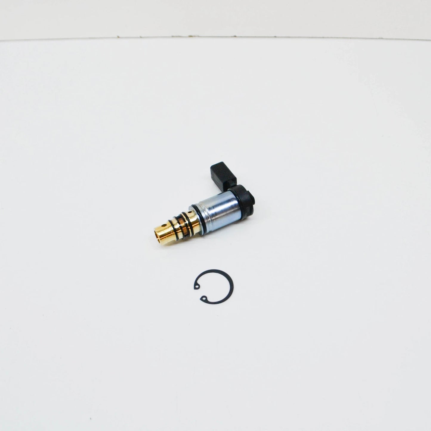 NEW VOLKSWAGEN TIGUAN 5N MK2 A/C COMPRESSOR REGULATING VALVE 5Q0816193