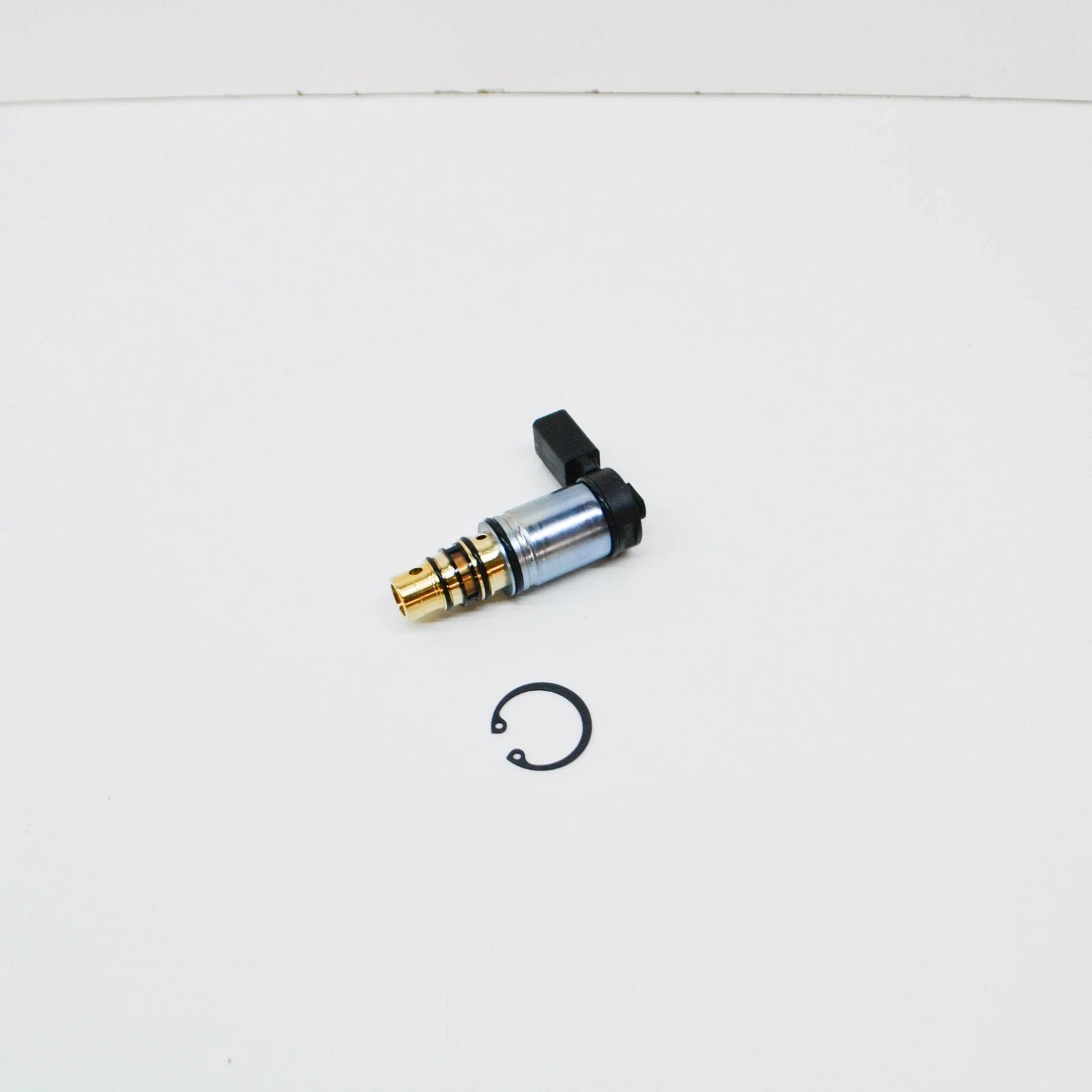 NEW VOLKSWAGEN TIGUAN 5N MK2 A/C COMPRESSOR REGULATING VALVE 5Q0816193