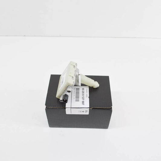 NEW BMW 1 CABRIO E88 RADIO ANTENNA BASE 9127687 65209127687 ORIGINAL