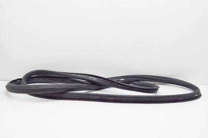 NEW BMW 6 E24 COUPE REAR BACK WINDOW WEATHERSTRIP 51311839116 1839116 ORIGINAL