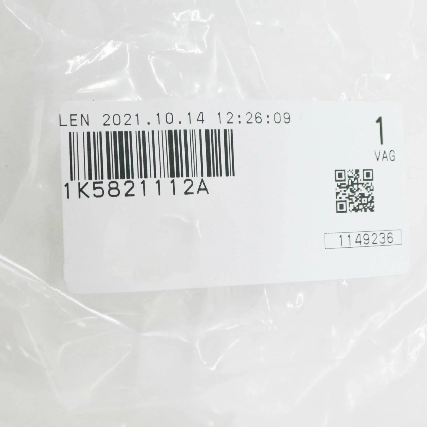 NEW VOLKSWAGEN JETTA A5 FRONT RIGHT FENDER CLOSING ELEMENT 1K5821112A ORIGINAL