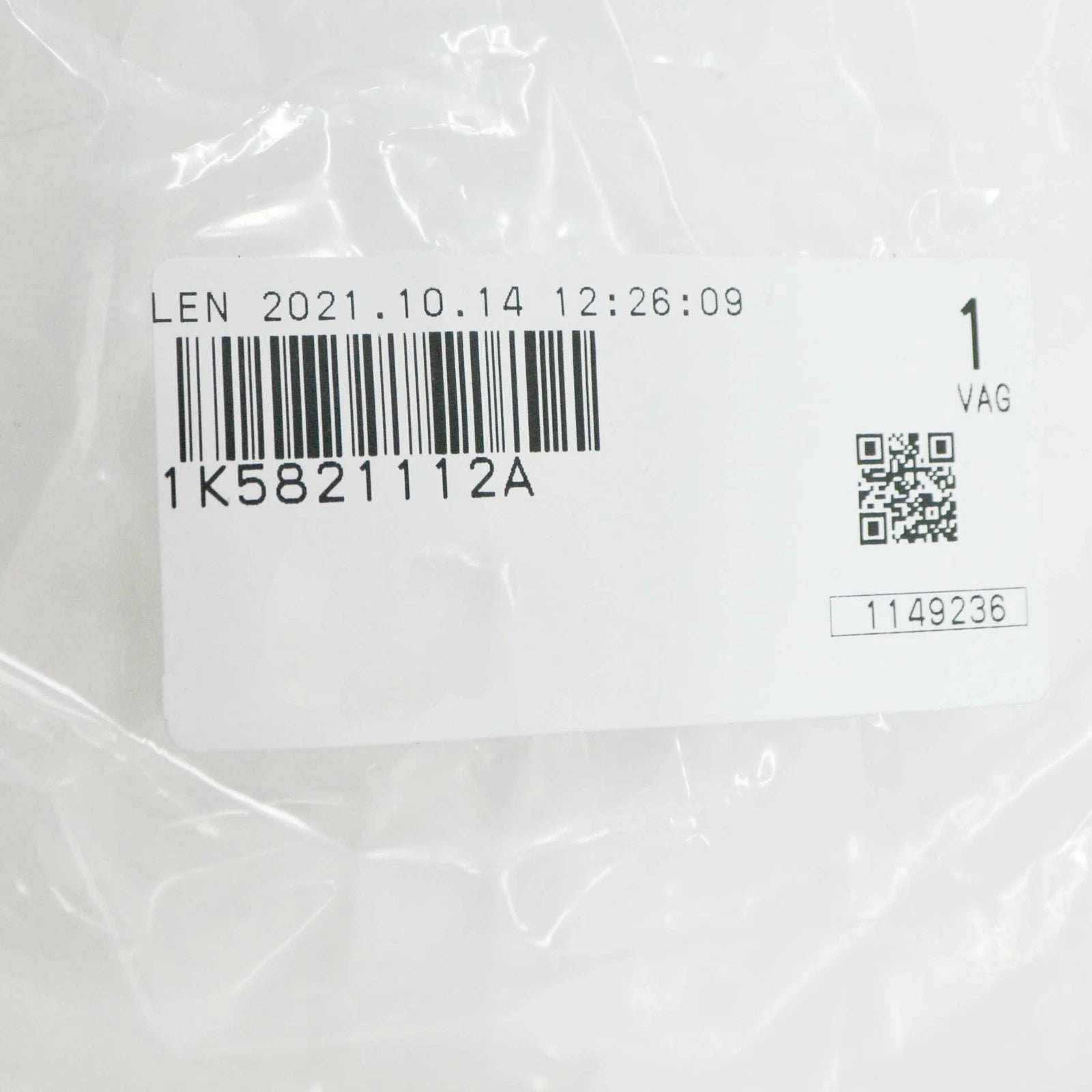 NEW VOLKSWAGEN JETTA A5 FRONT RIGHT FENDER CLOSING ELEMENT 1K5821112A ORIGINAL