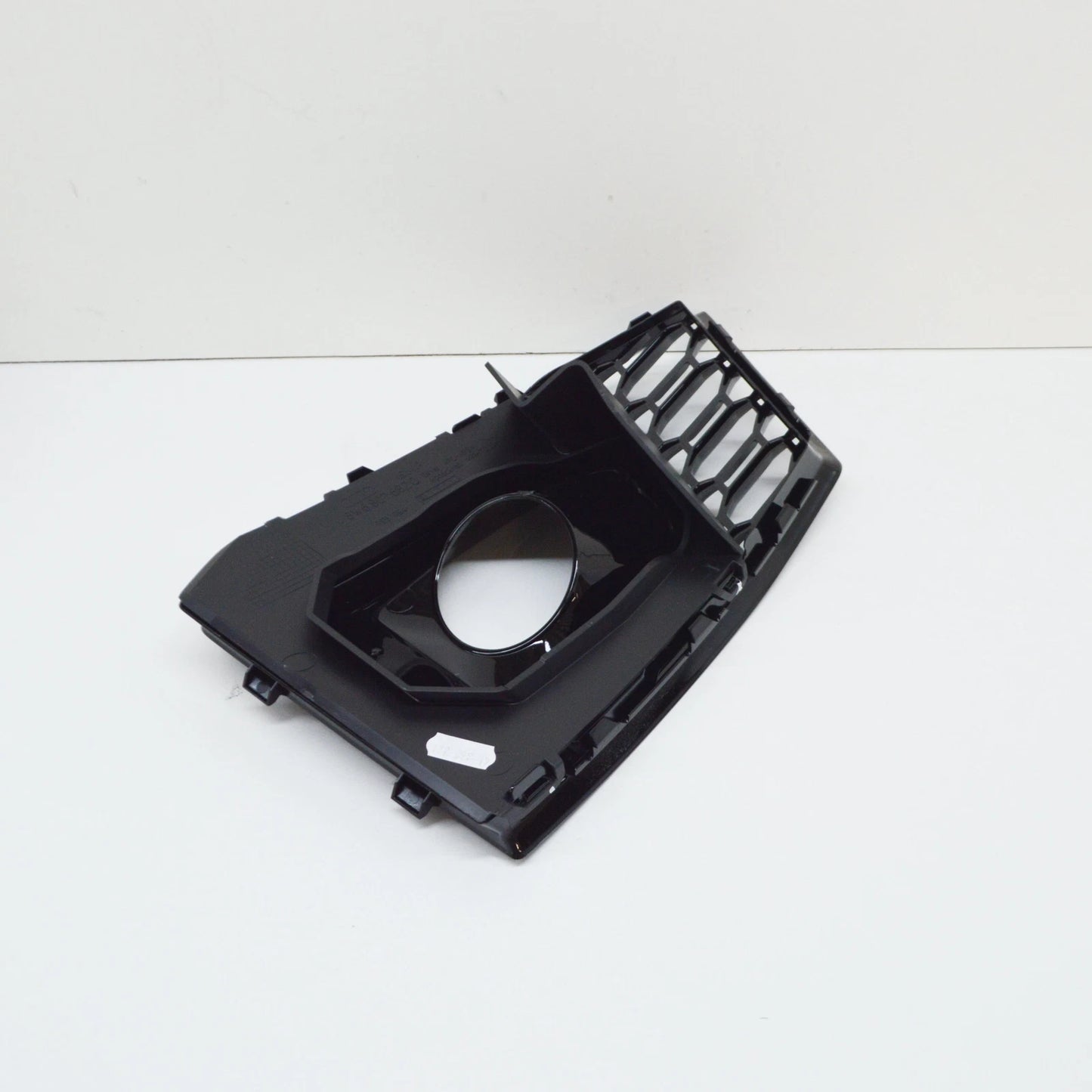 NEW AUDI RS4 B9 FRONT RIGHT AIR GUIDE GRILLE 8W6807682QT94