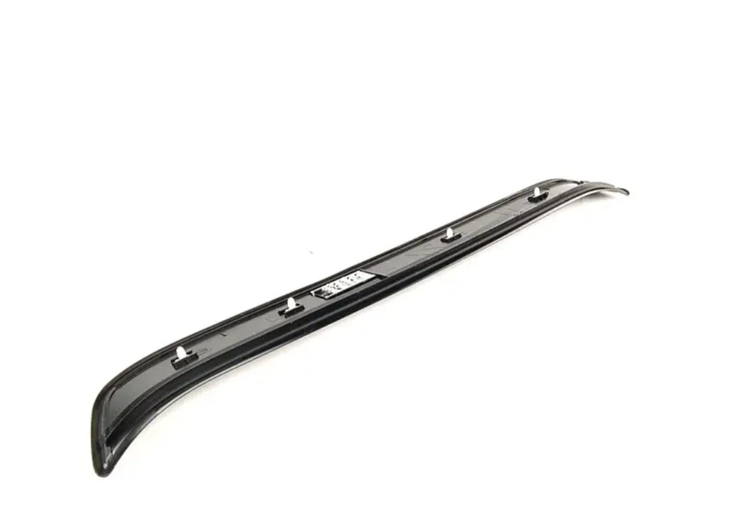 NEW BMW 3 E90 FRONT LEFT DOOR SILL TRIM 7060279 51477060279 ORIGINAL