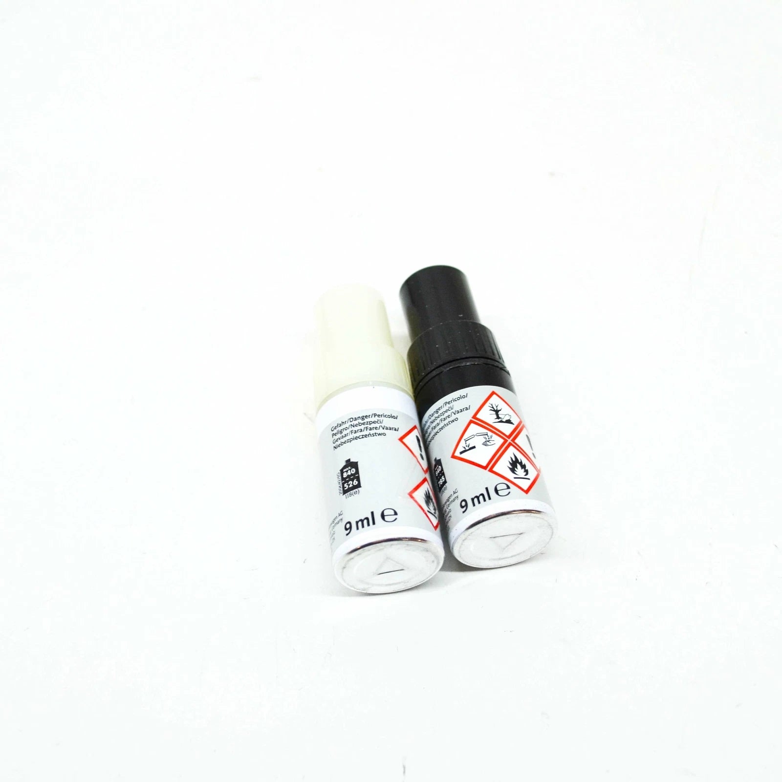 NEW AUDI VW BRILLIANT BLACK TOUCH UP PAINT SET L0Y9B02 ORIGINAL