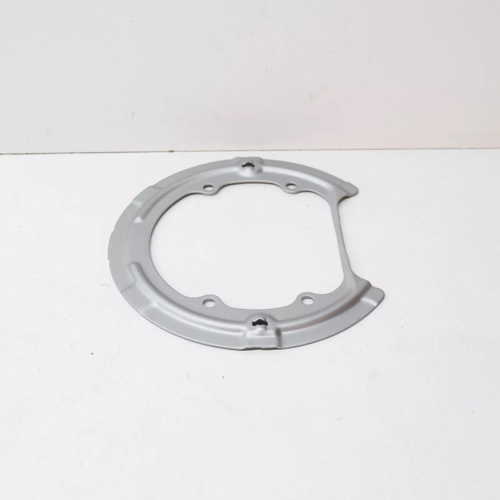 NEW BMW 5 E60 REAR WHEEL BRAKE SUPPORTING RING 34216777837 6777837 ORIGINAL