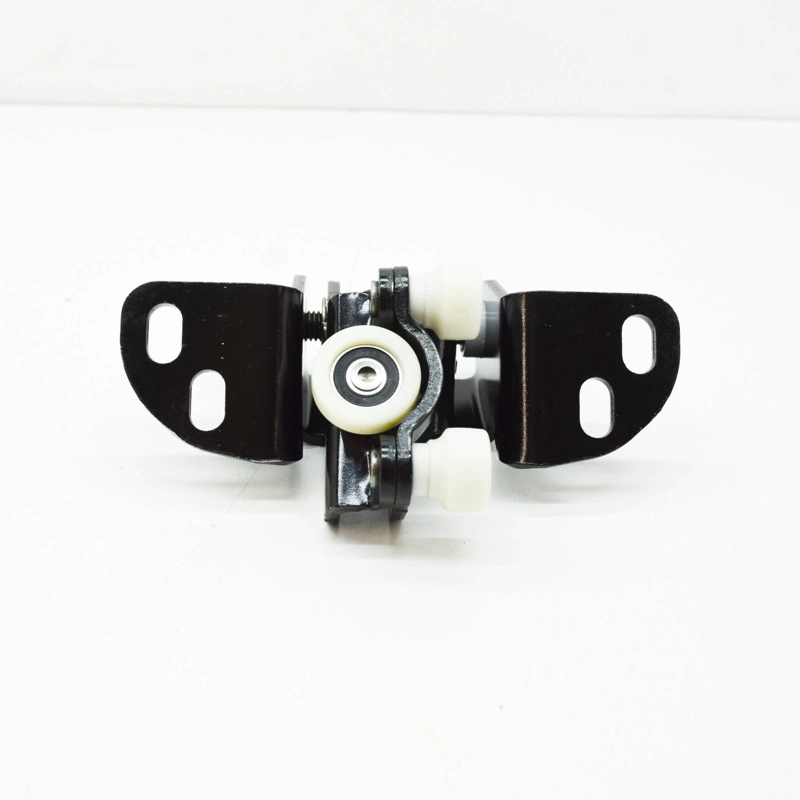 NEW VW CRAFTER SY CENTER RIGHT SLIDING DOOR ROLLER GUIDE 7C0843304 ORIGINAL