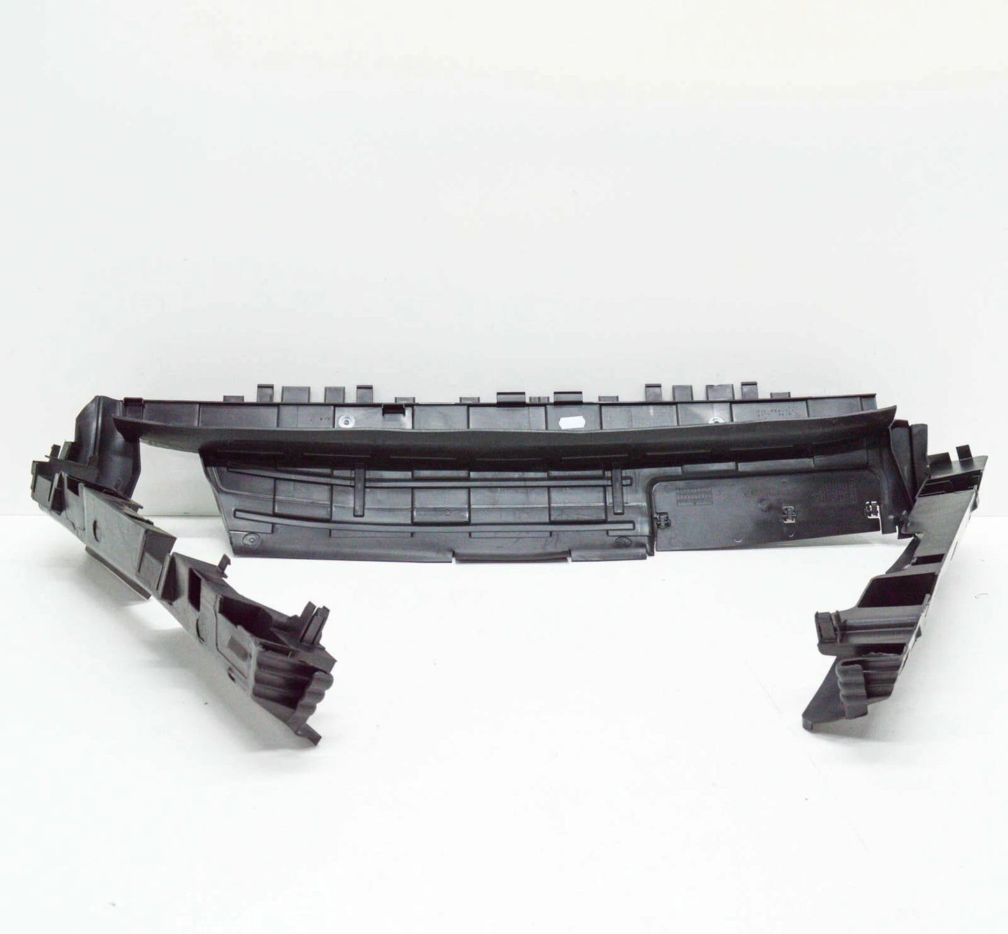 NEW MERCEDES-BENZ A W177 RADIATOR UPPER AIR DUCT SEGMENT A1775050800