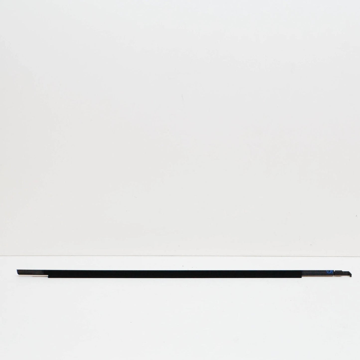 NEW AUDI Q5 FY FRONT LEFT DOOR WINDOW SLOT SEAL WITH TRIM 80A853283L3Q7 ORIGINAL