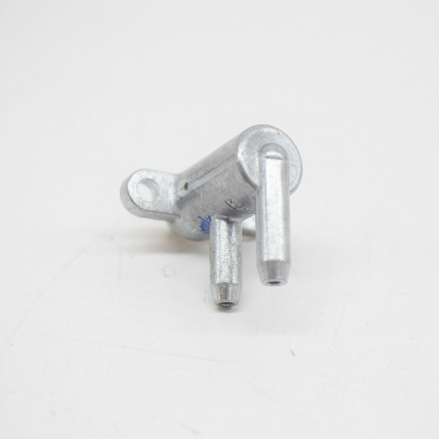 NEW MERCEDES-BENZ SALOON W123 VACUUM VALVE A0004600284 3.0 DIESEL ORIGINAL