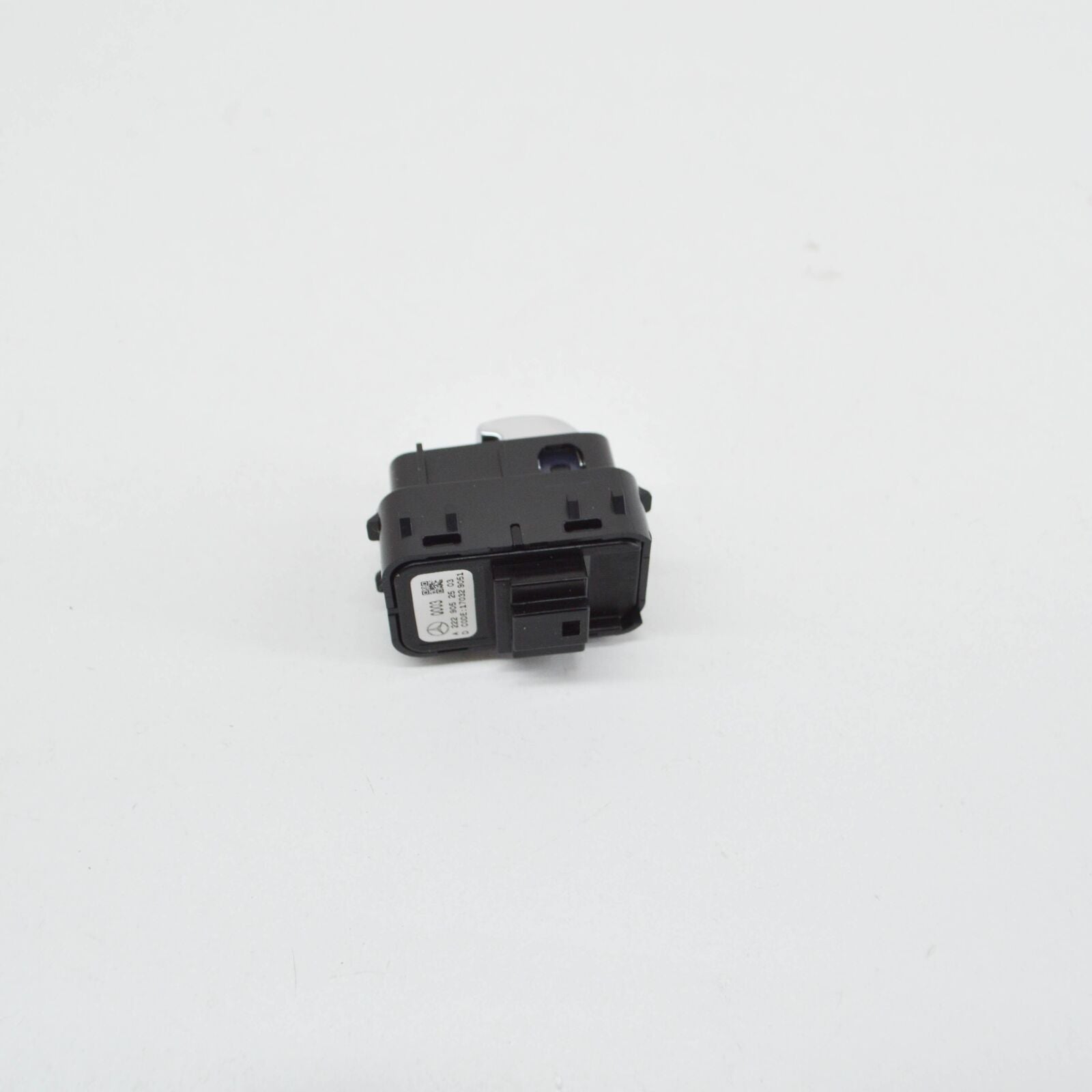 NEW MB GLC X253 HITCHING MECHANISM SWITCH BLOCK A22290525039051 ORIGINAL