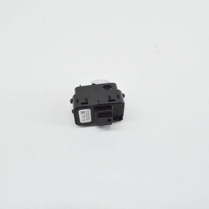NEW MB GLC X253 HITCHING MECHANISM SWITCH BLOCK A22290525039051 ORIGINAL