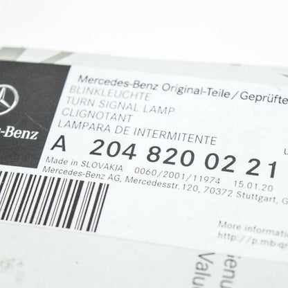 NEW MB C-CLASS W204 FRONT BUMPER RIGHT MARKER LIGHT A2048200221 ORIGINAL