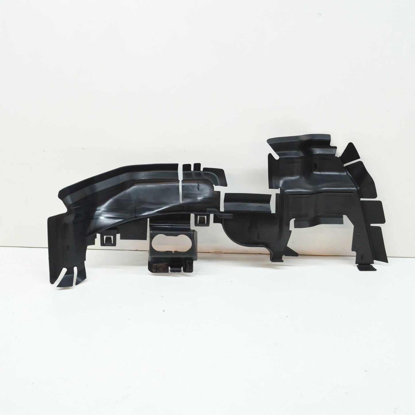 NEW AUDI Q5 FY 80A LEFT RADIATOR AIR GUIDE DUCT 80A121673BE