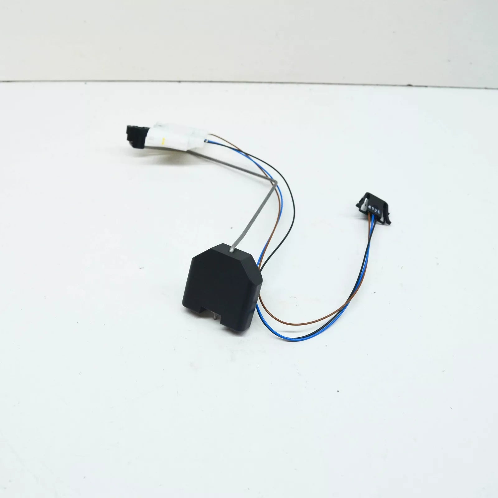 NEW AUDI A6 C7 FUEL GAUGE LEVEL SENSOR RIGHT SIDE 4G0919673B