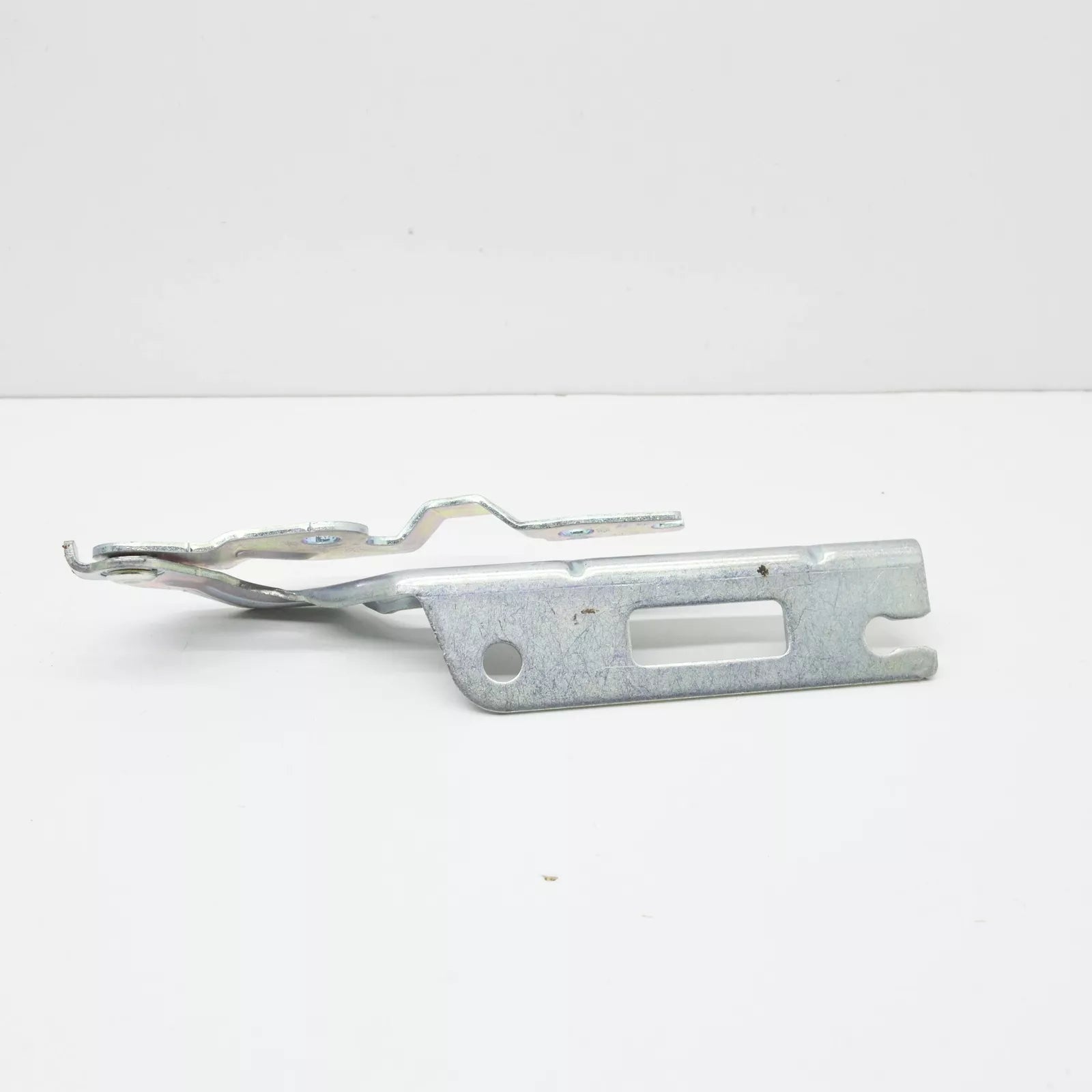 NEW VOLKSWAGEN GOLF MK8 CD1 FRONT LEFT BONNET HINGE 5H0823301