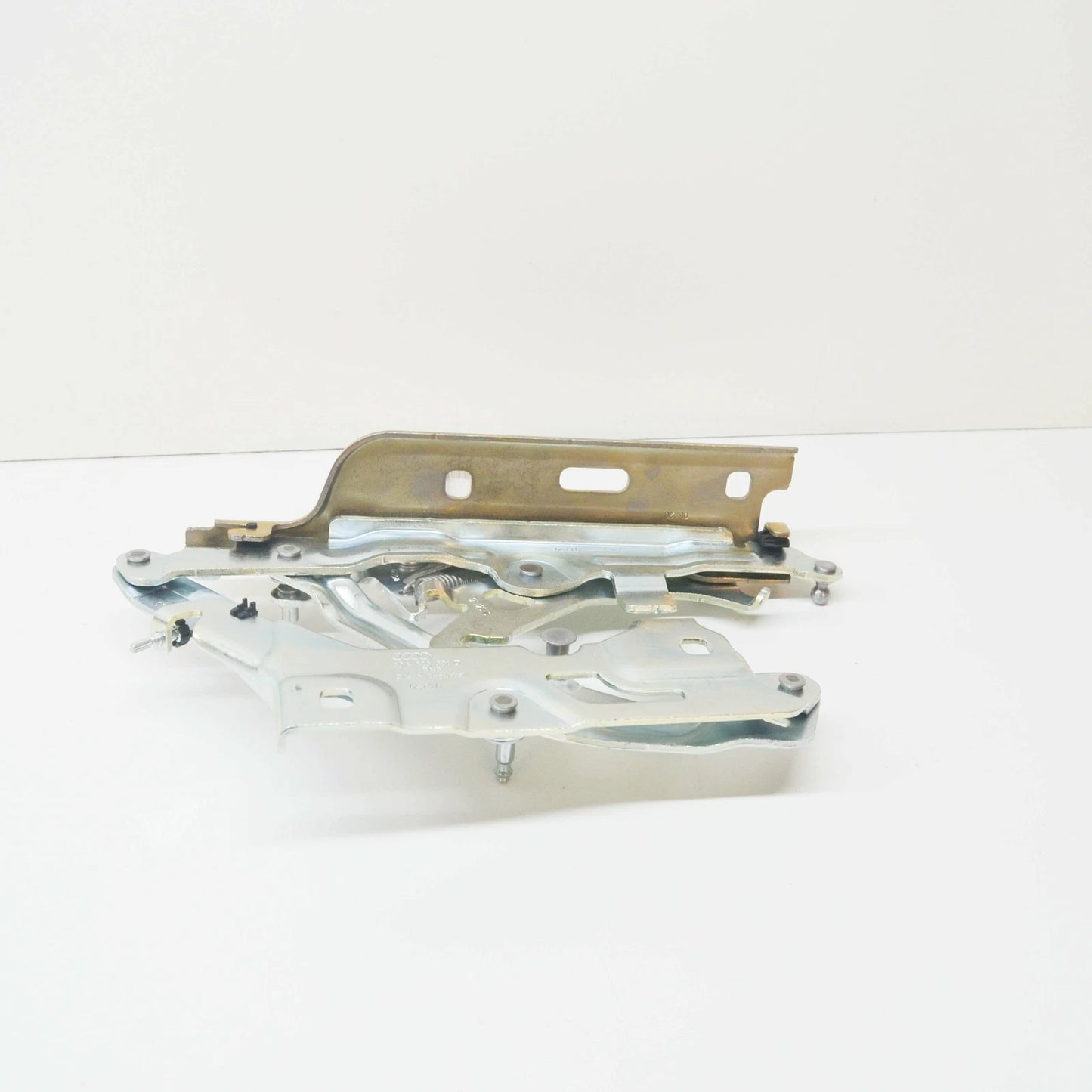 NEW AUDI Q5 FRONT LEFT BONNET HINGE 80A823301D 2019